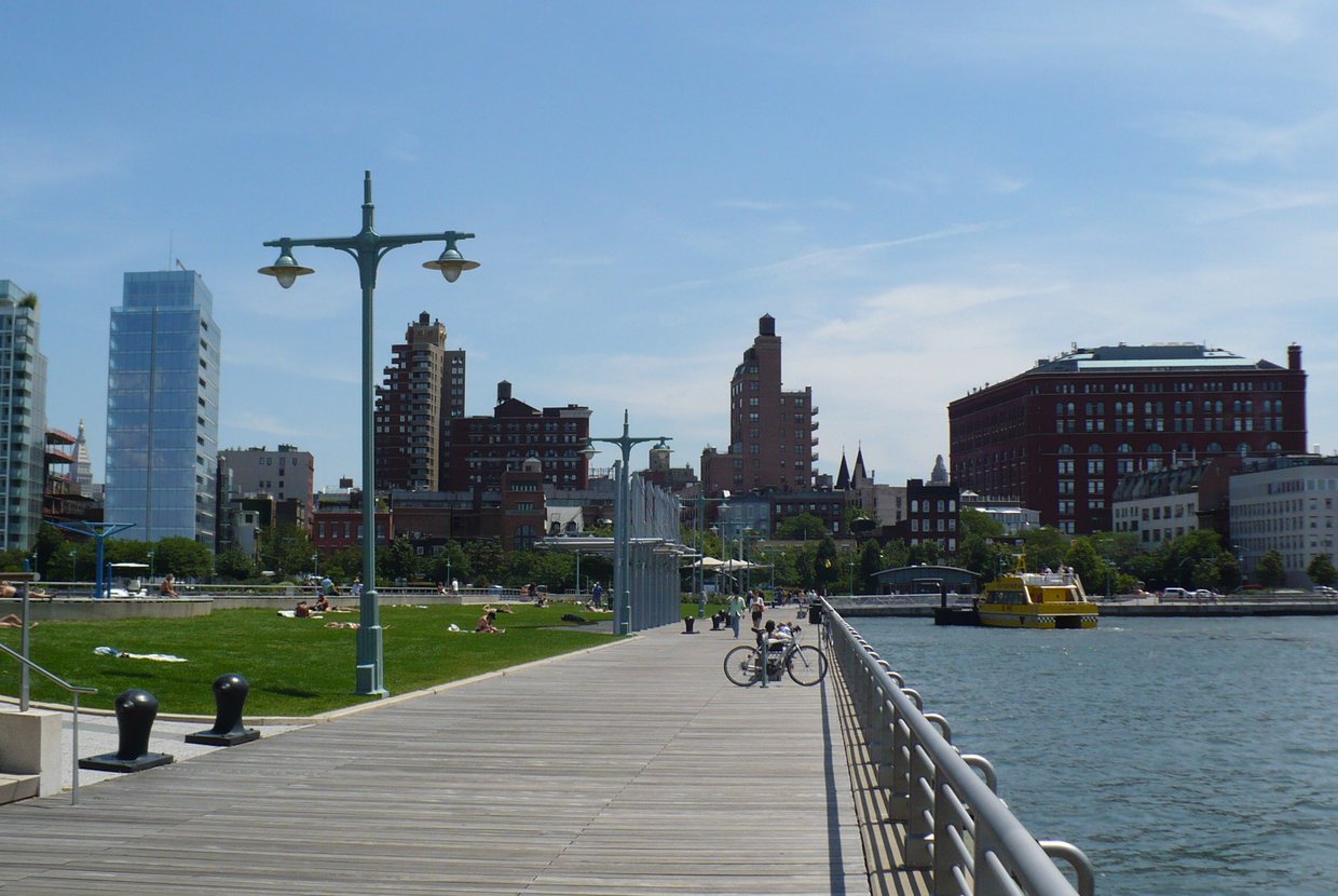 2016%2f09%2f16%2f15%2f58%2f48%2f73222923 d506 4e3a 9215 14e29e972b78%2fhudson river park%2c new york city panoramio