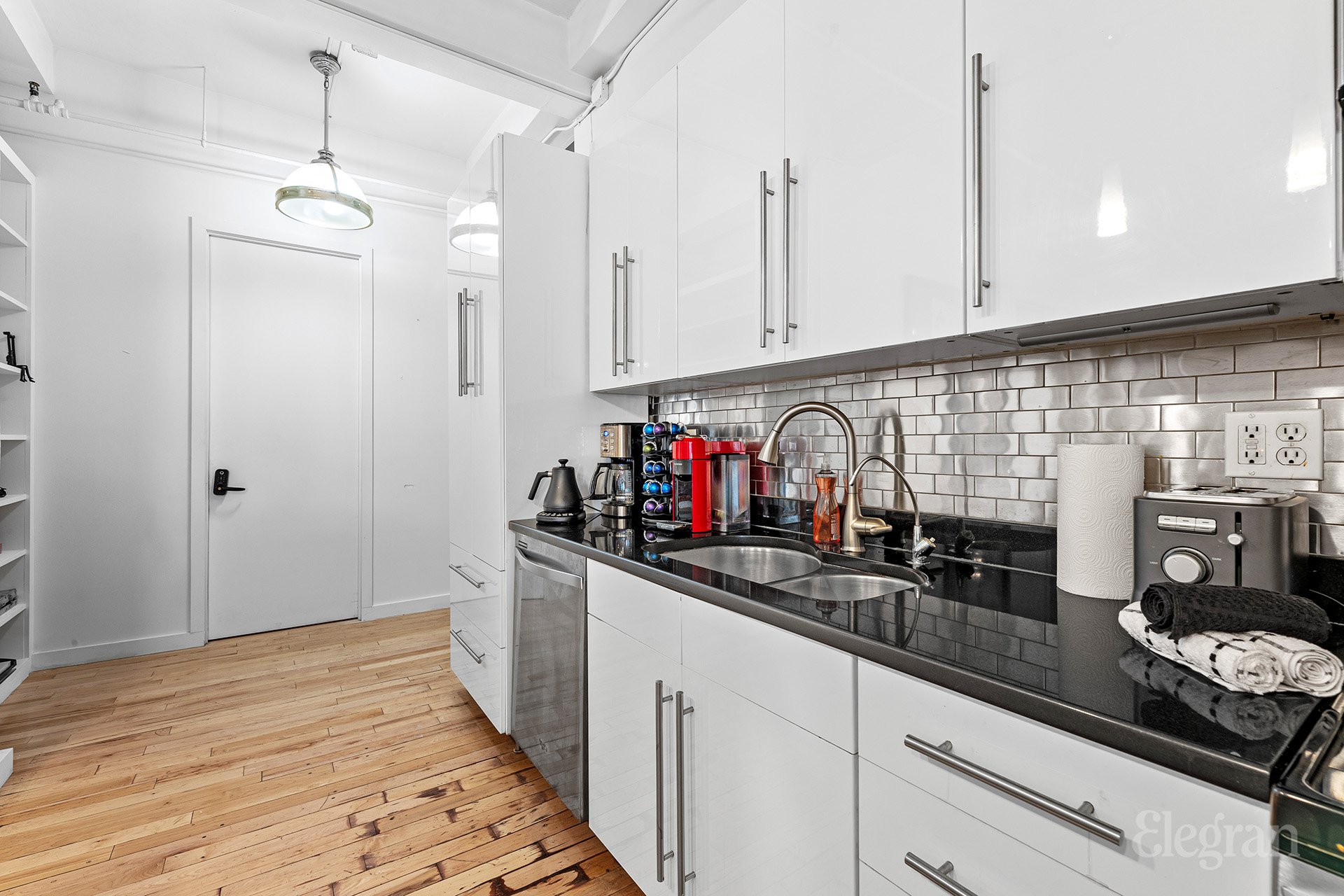 208 W 30th Street, #201