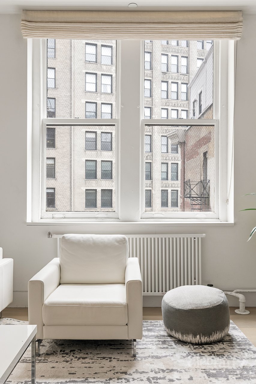 New York, NY 10003,7 E 20th Street #7-R