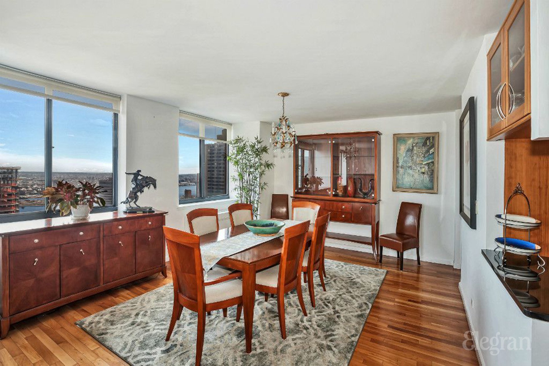 250 East 40th Street 47-C Murray Hill New York NY 10016