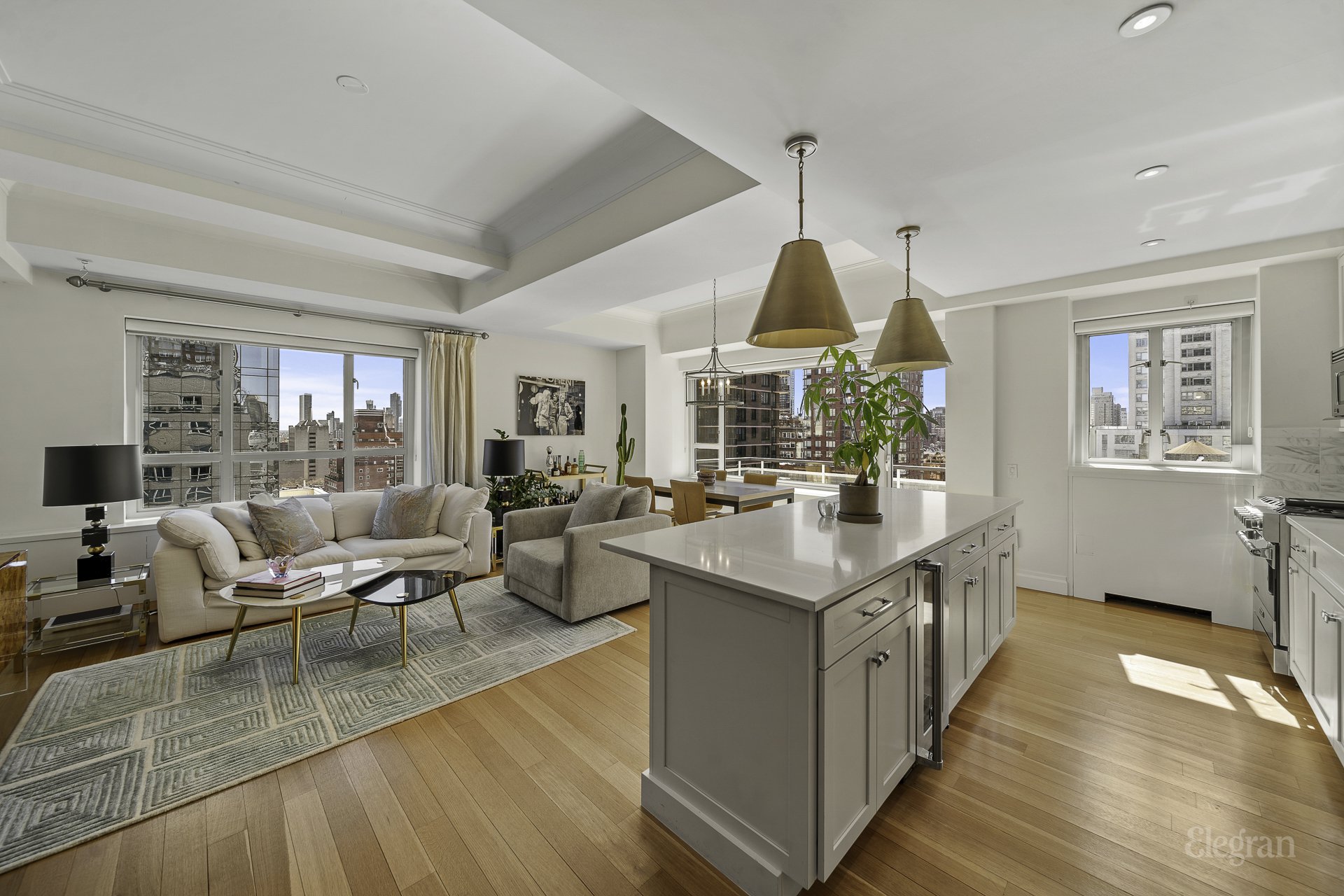 New York, NY 10065,200 E 66th Street #PH-E2005
